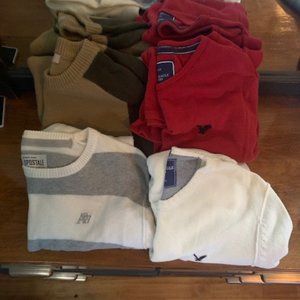 HOT DEAL 🔥🔥 Four Sweaters for $19🔥🔥 🤑🤑